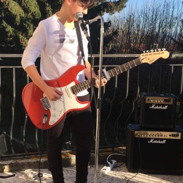 View Maxouthemusique